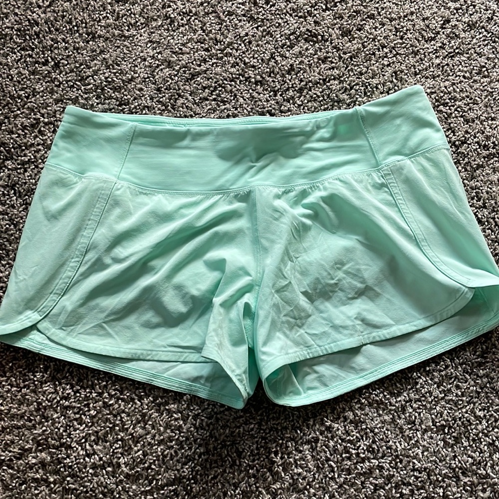Lululemon NWOT: Aqua/Turquoise Shorts Size 12